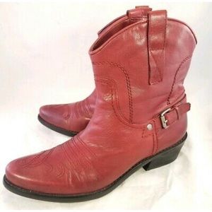 Franco Sarto Waco size 9M booties